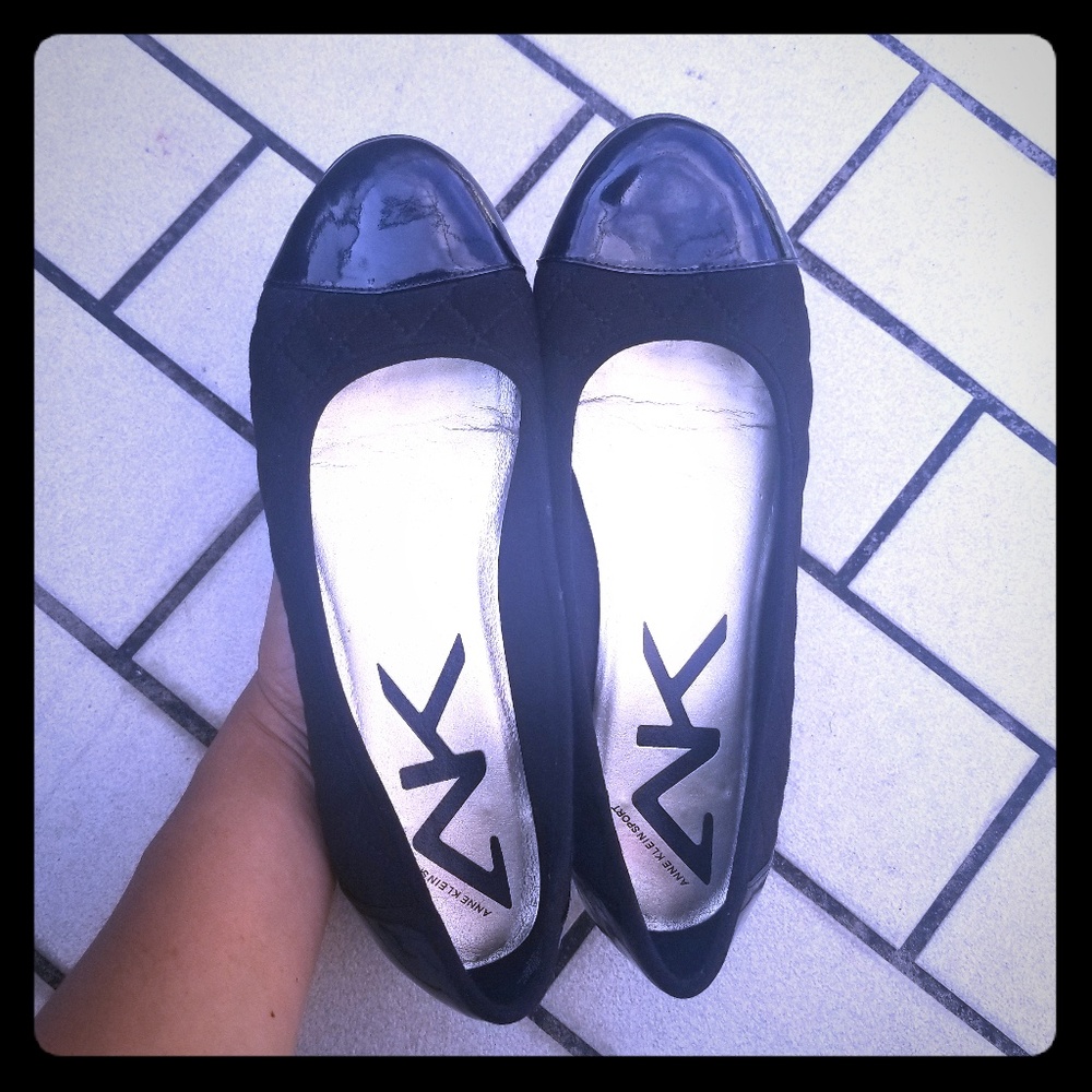 🌴Anne Klein Black Flats, Size 10
